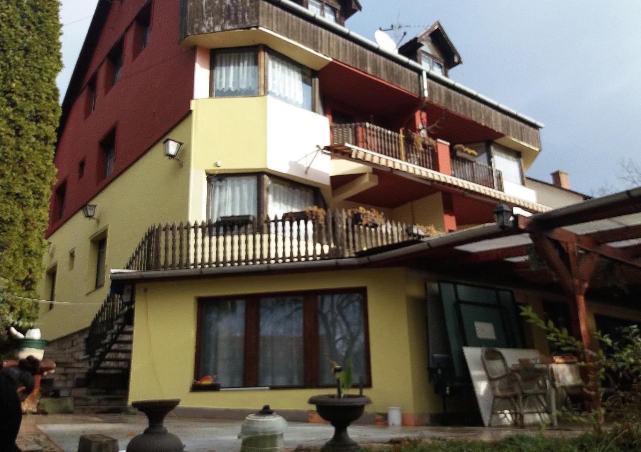 Lillafuered Kapuja Hotel ミシュコルツ エクステリア 写真