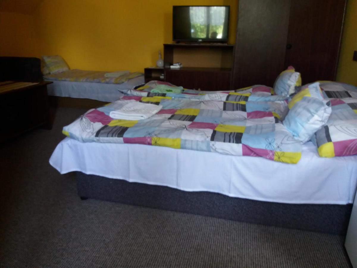 Lillafuered Kapuja Hotel ミシュコルツ エクステリア 写真
